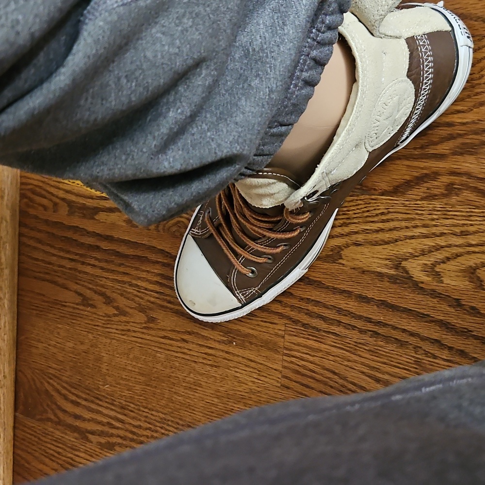 Converse Chuck Taylor ALL STARS, Brown and Cream High-Top Sneakers, 10 US - Picture 14 of 16